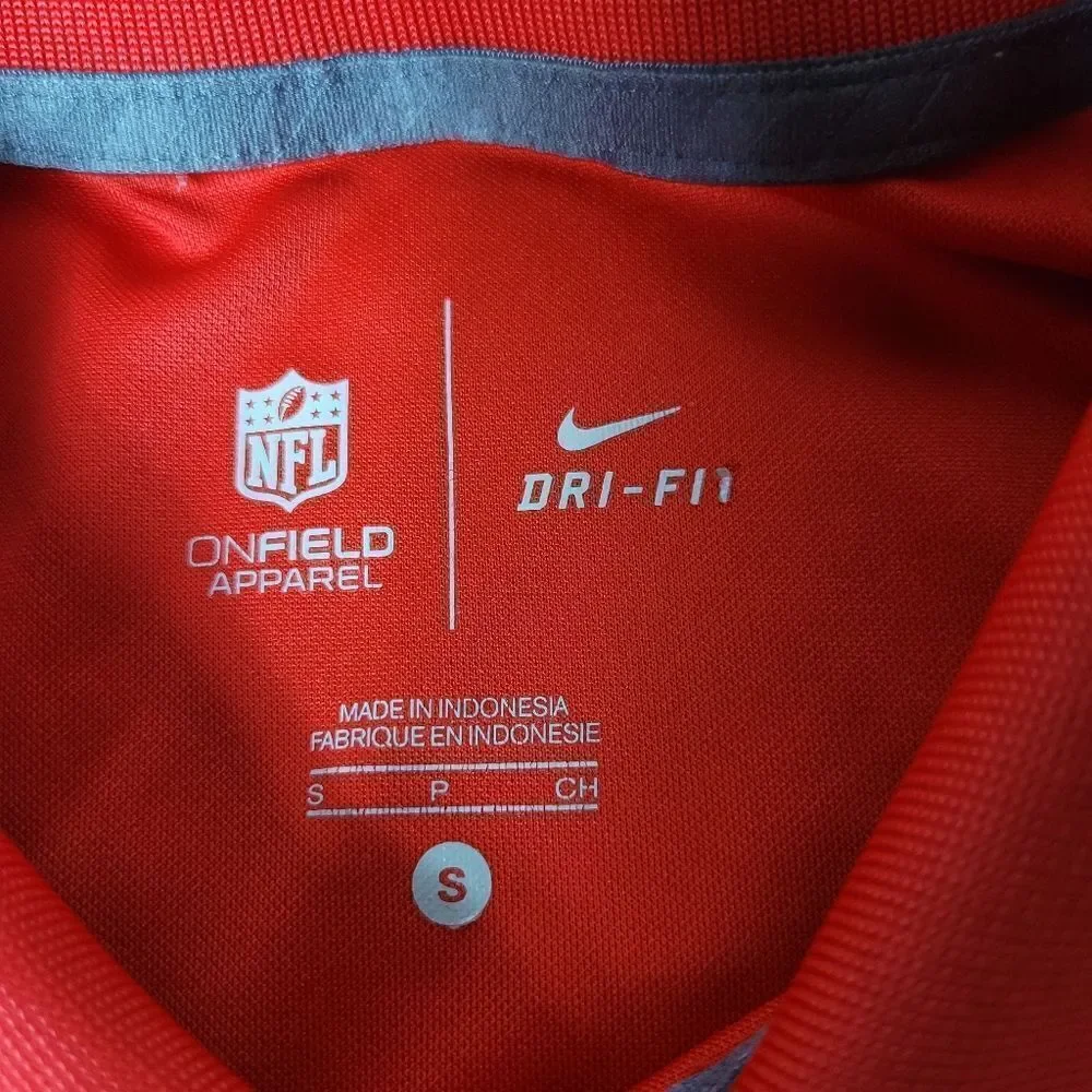 Nike Dri Fit NFL Kansas City Chiefs Mens Size S Polo Shirt Red Stripe Sleeve